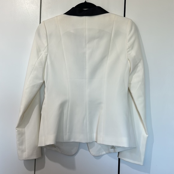 Forever 21 black and white blazer - Picture 3 of 4